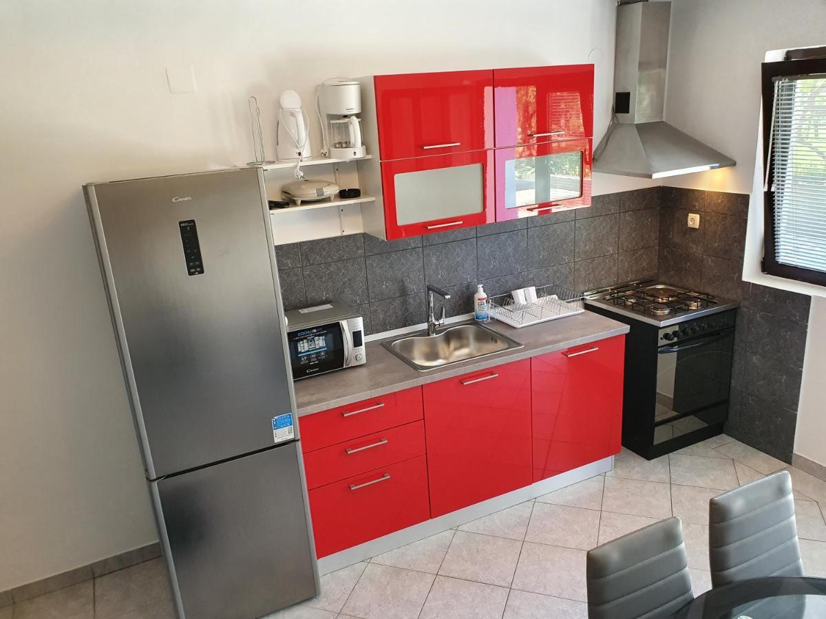 Apartments Marusic - Kristijan لوبار المظهر الخارجي الصورة
